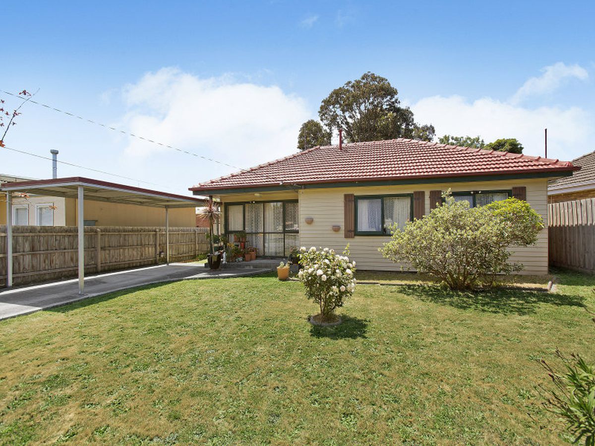 11 Koonalda Grove, Dandenong North
