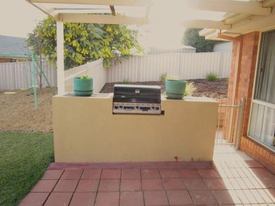 5 Golden Glade, Strathdale