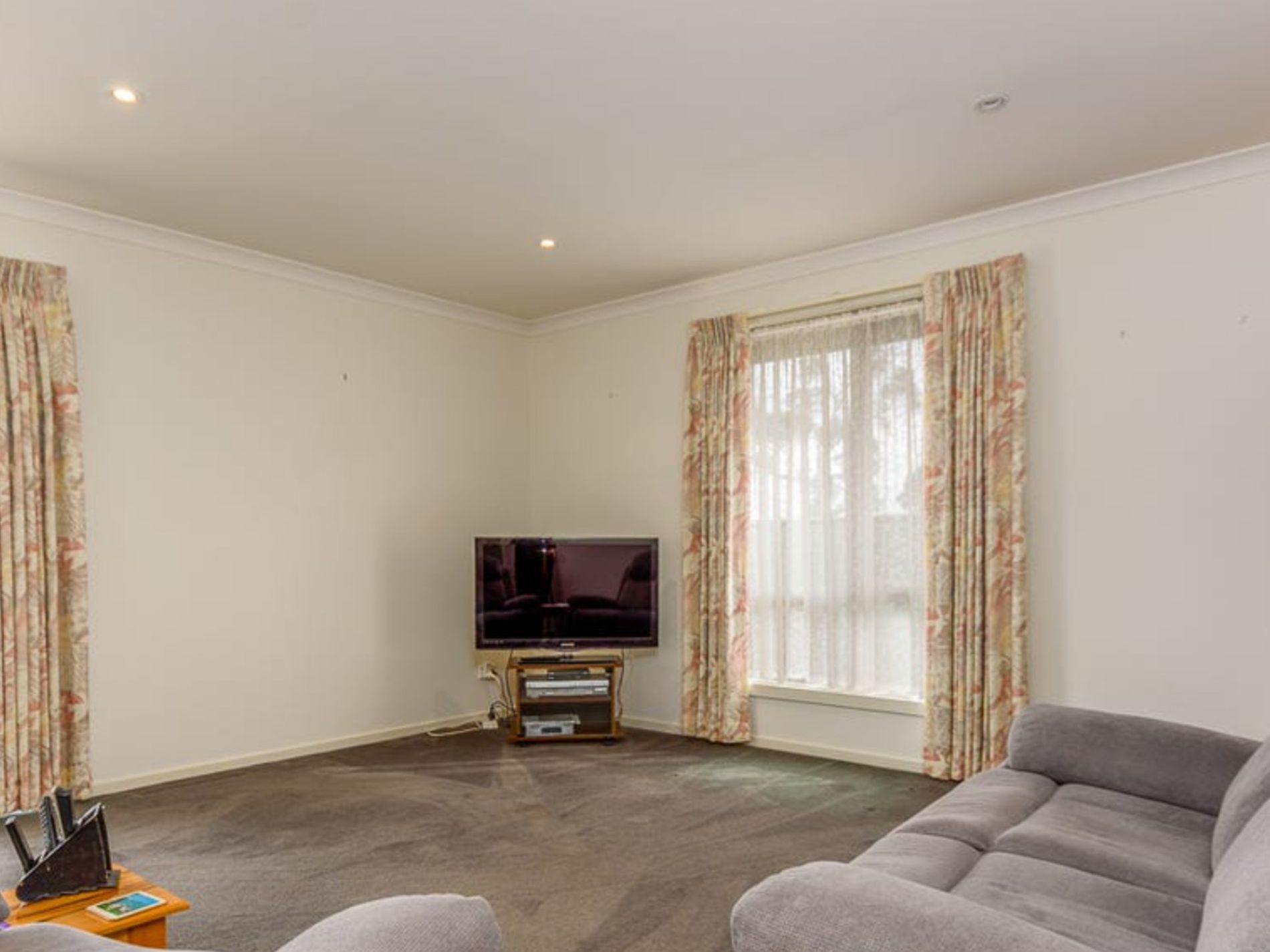 2 / 13 Bradford Avenue, Prospect Vale
