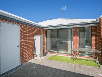 1 / 14 Hotspur Road, Spearwood