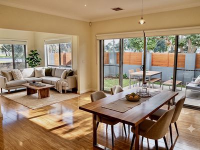 62 SARGOOD STREET, Altona