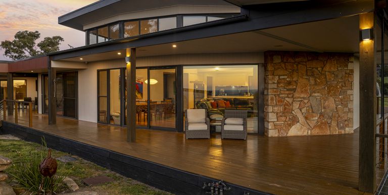 665 Fernhills Road, Marraweeney