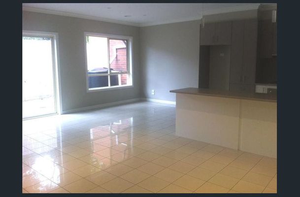 2 / 18 Pascoe Street, Westmeadows
