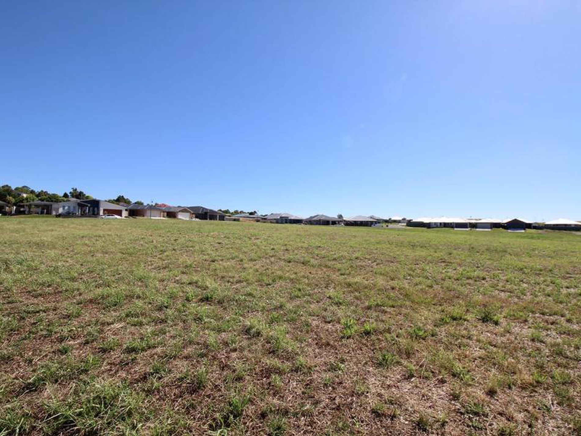 2 Cobb Avenue, Llanarth