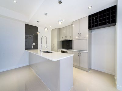 3 / 42-44 Blake Street, Southport