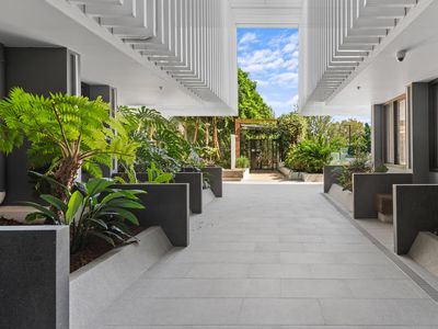 10414 / 320 MacArthur Avenue, Hamilton