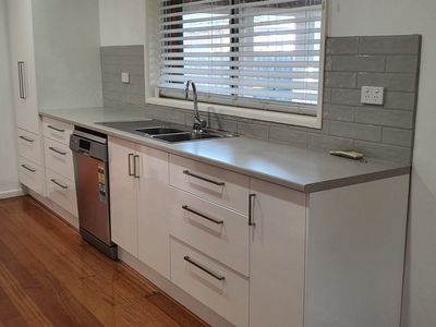 164 Central Avenue, Altona Meadows