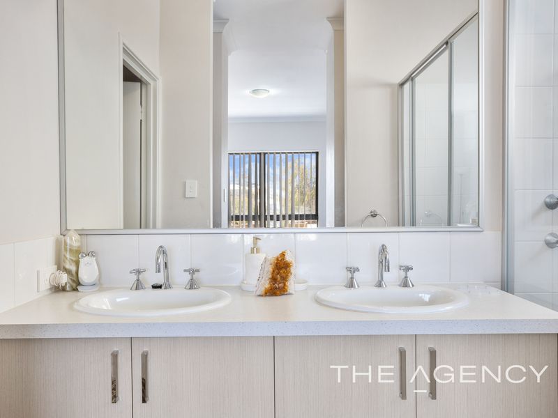 34 Perkins Drive, Clarkson