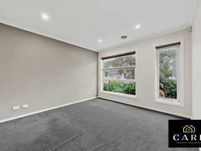 9 Wanstead Way, Cranbourne West