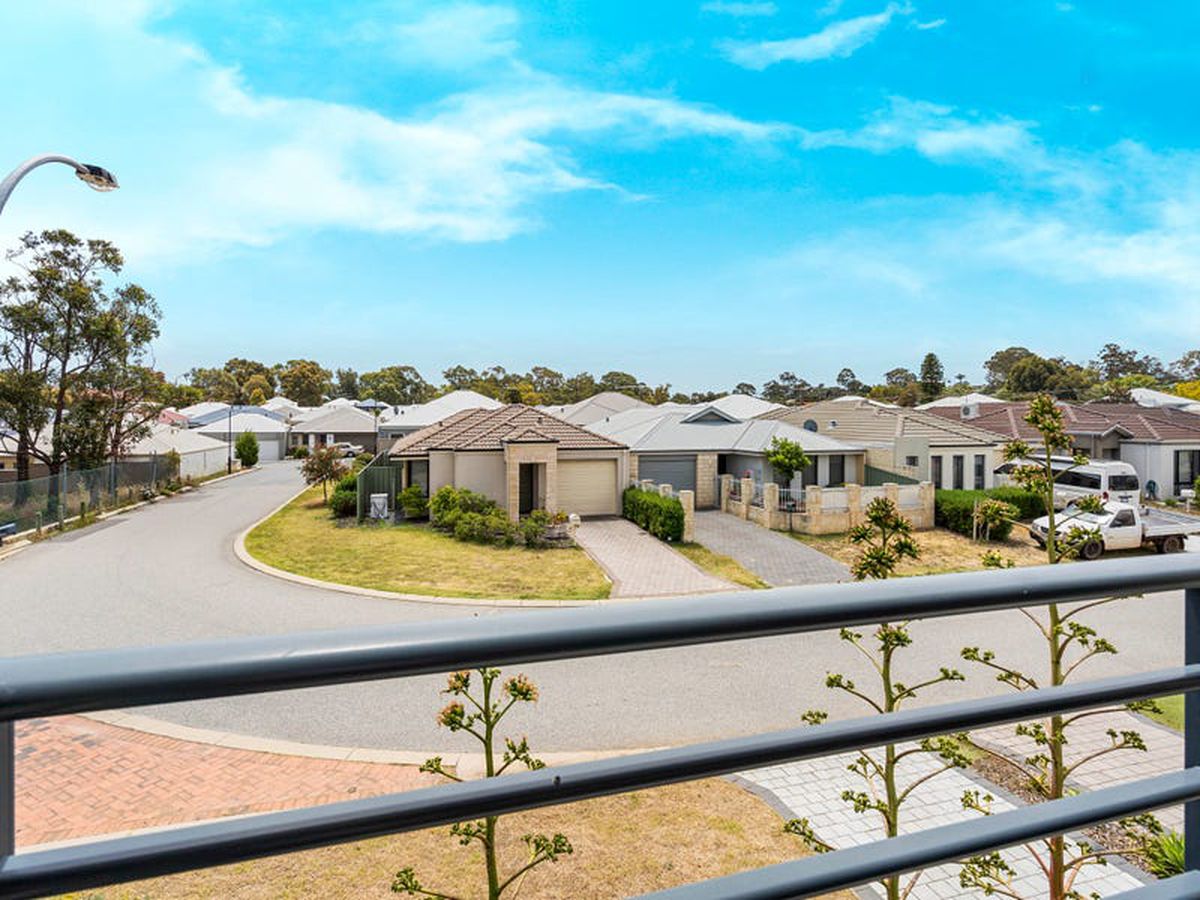 21 Meridian Way, Kwinana Town Centre