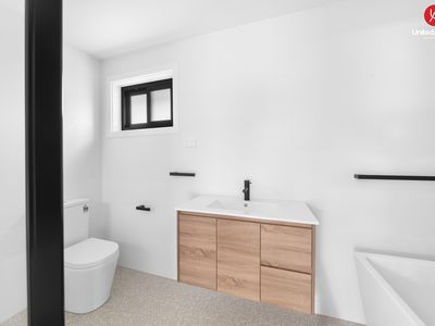 8 Calendula Court, Casula