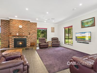 16 Tartarian Crescent, Bomaderry