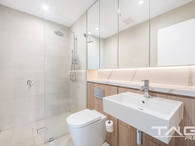 1741 / 9 Maple Tree Road, Westmead