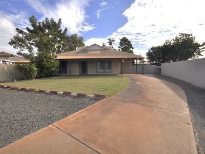8 Paroo Close, South Hedland