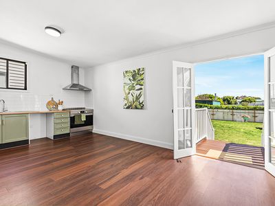 14 Government Road, Weston