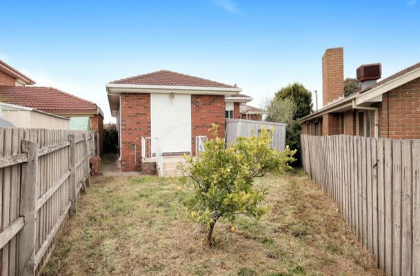 1 Kent Court, Craigieburn