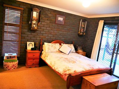154 Scotts Lane, Runnymede