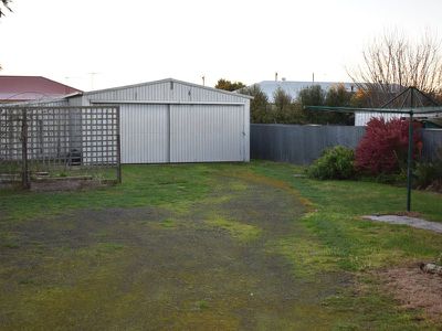 8 Nitschke Street, Millicent