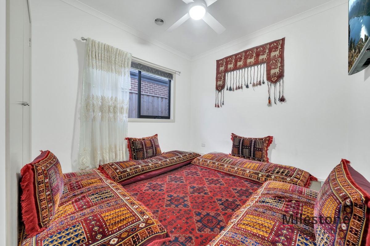 27 Cortajalla Avenue, Clyde North