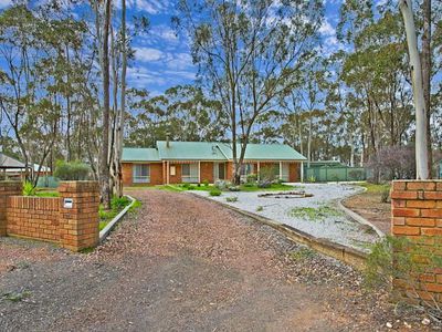 96 East Road, Huntly