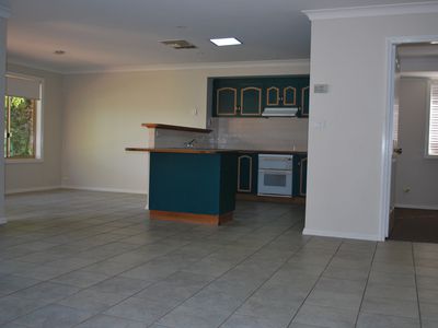 23 Falconer Way, Dubbo