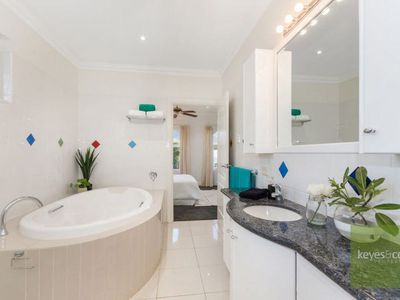 14 Regatta Crescent, Douglas