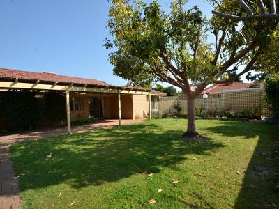 15 Morphett Crescent, Bateman