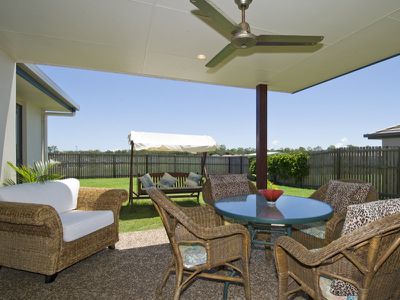 1 MCINTYRE CLOSE, Urraween