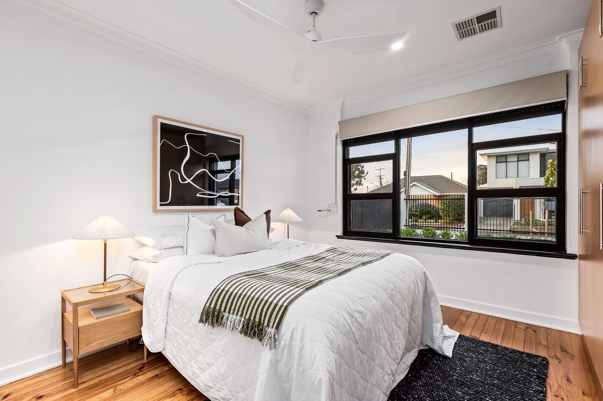 4 Woodland Road, Mitchell Park