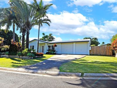 6 Mcrobbs Close, Edmonton