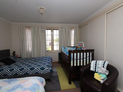4 Lochard Place, Warrnambool
