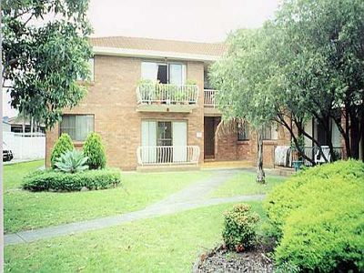 8 / 3 Whitfield Pl, Lake Illawarra