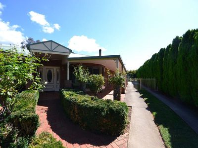 4 Lambert Street, Tawonga