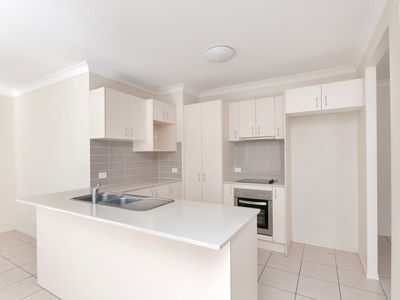 44 Pencarrow Crescent, Raceview