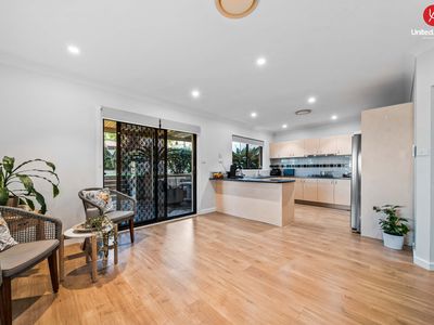 11 London Court, Cecil Hills