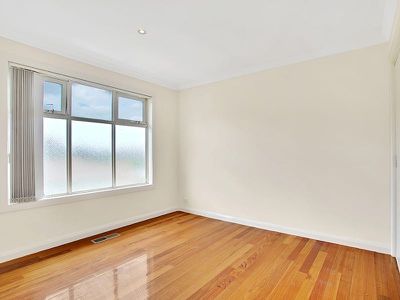 2 / 90 Railway Parade, Pascoe Vale