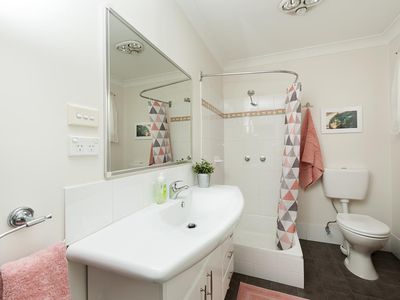 1 Ross Avenue, Narrawallee