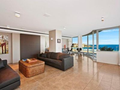 301-401 / 152 Campbell Parade, Bondi Beach