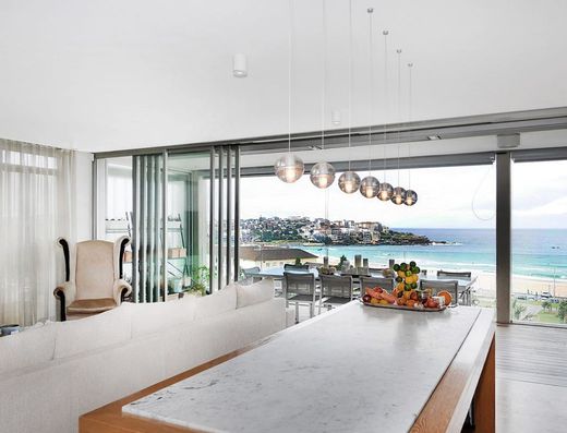 Sub-Penthouse in the Acclaimed 'Beach House'
