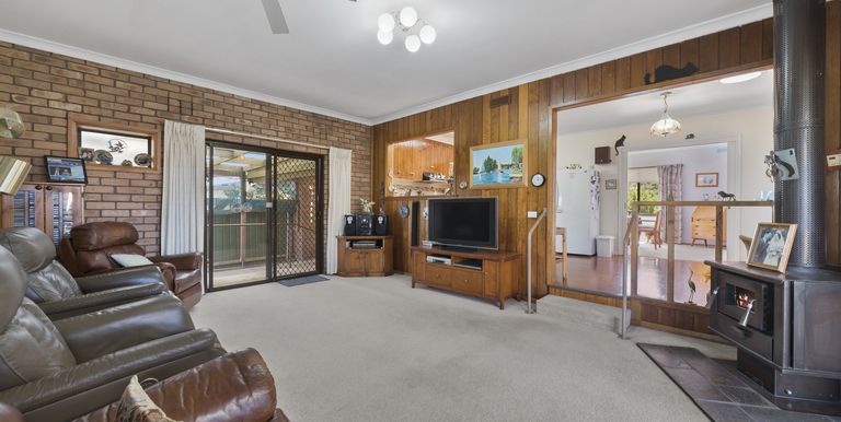 71 Tulip Street, Violet Town