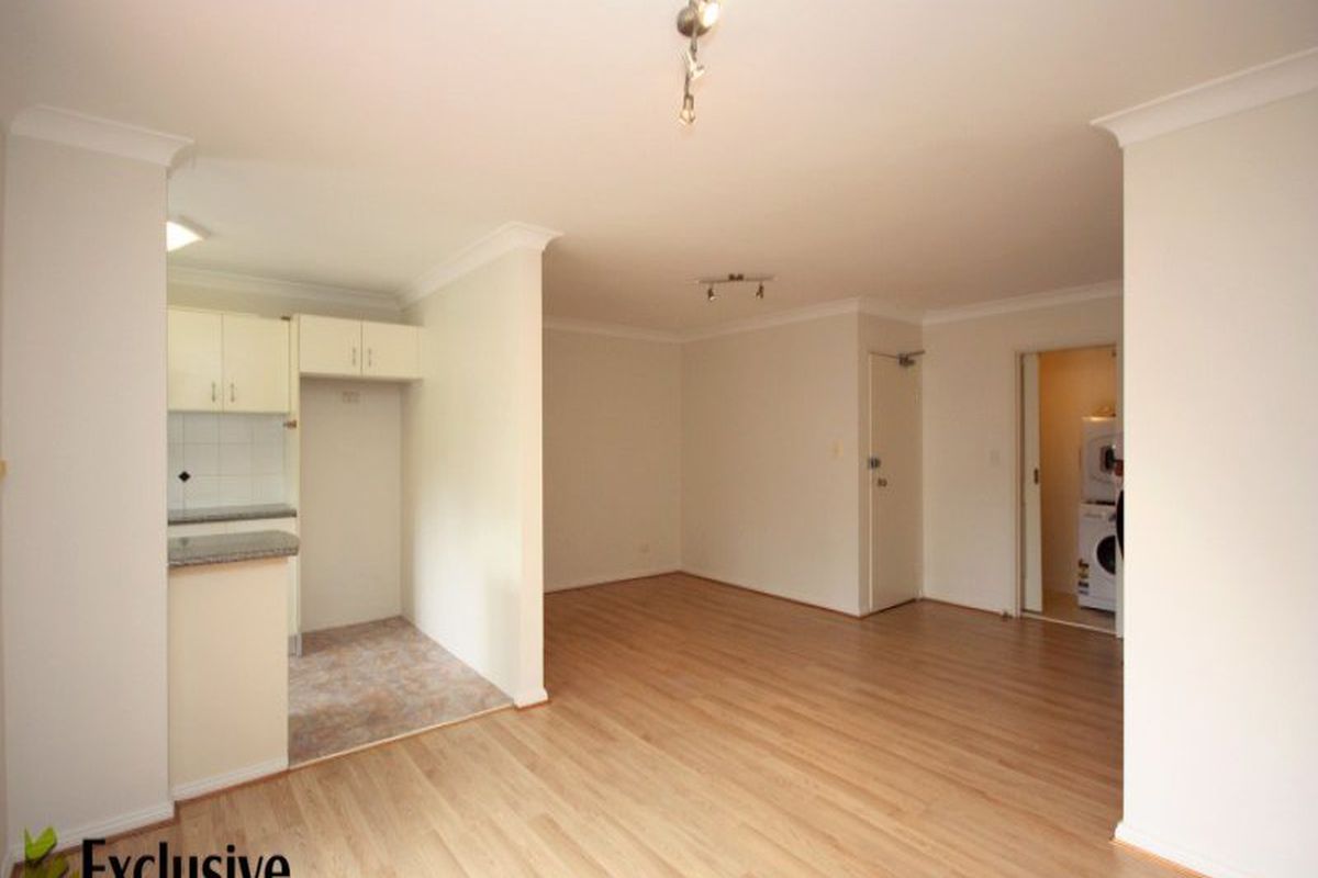 16-18 Bellbrook Avenue, Hornsby