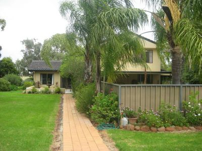12R Kurrajong Drive, Dubbo