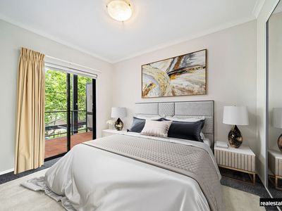 21 / 116 Mounts Bay Road, Perth