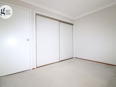 6 / 5 Leamington Road, Dundas