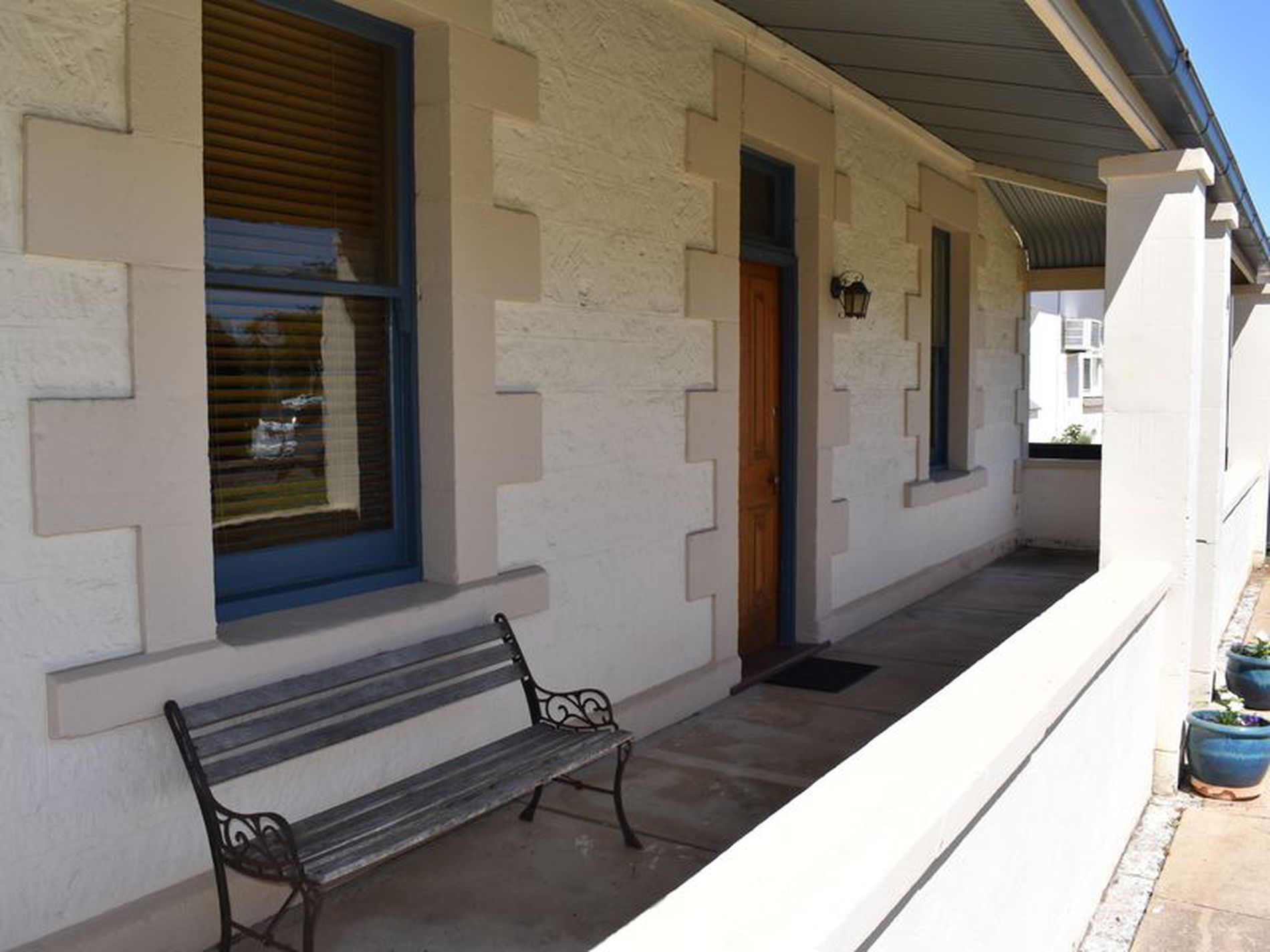 9 Main Street, Millicent