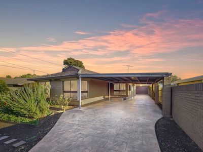 33 Claremont Crescent, Hoppers Crossing