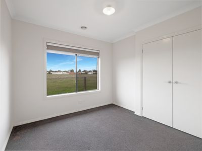 17 Kingfisher Drive, Wangaratta