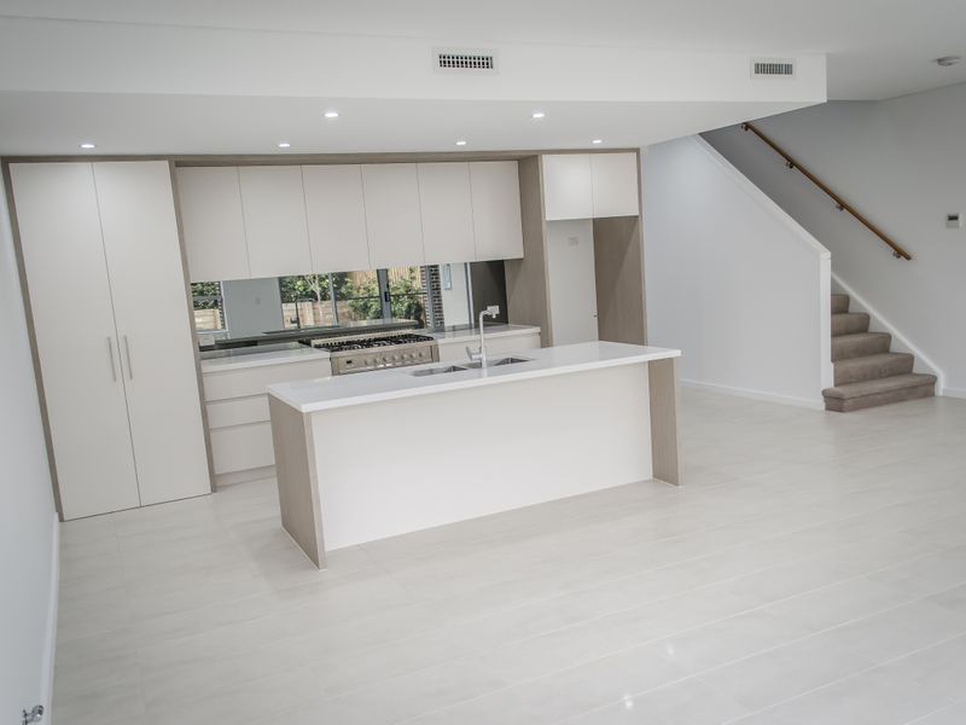 36 Forestwood Drive, GLENMORE PARK