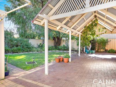 2A  Leeton Close , Halls Head