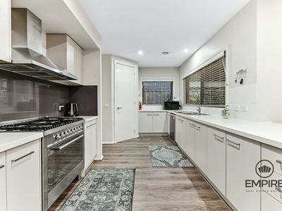 2 Brookhouse Street, Clyde North